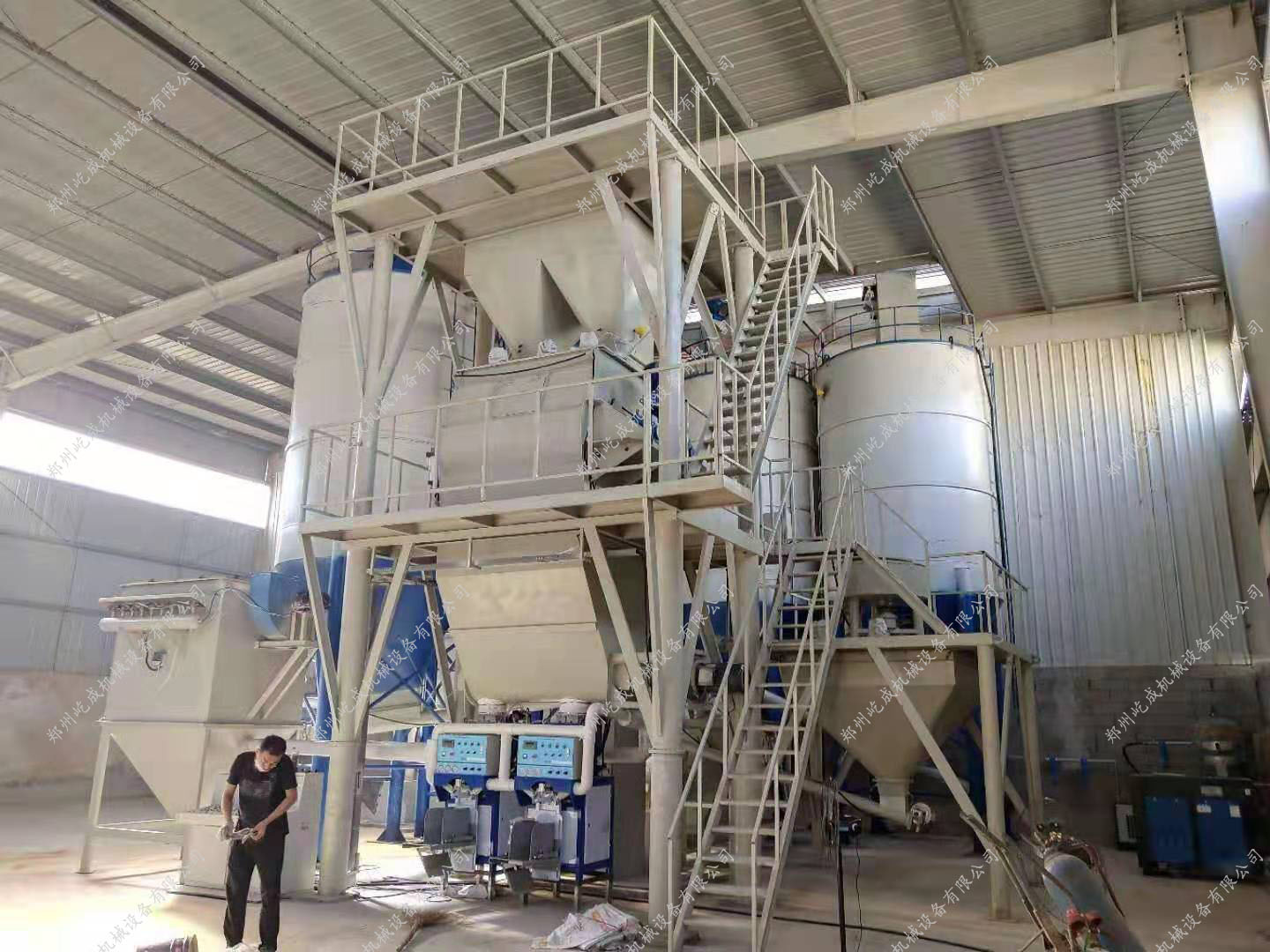 干混砂漿生產線出現(xiàn)設備故障后初步處理該如何做